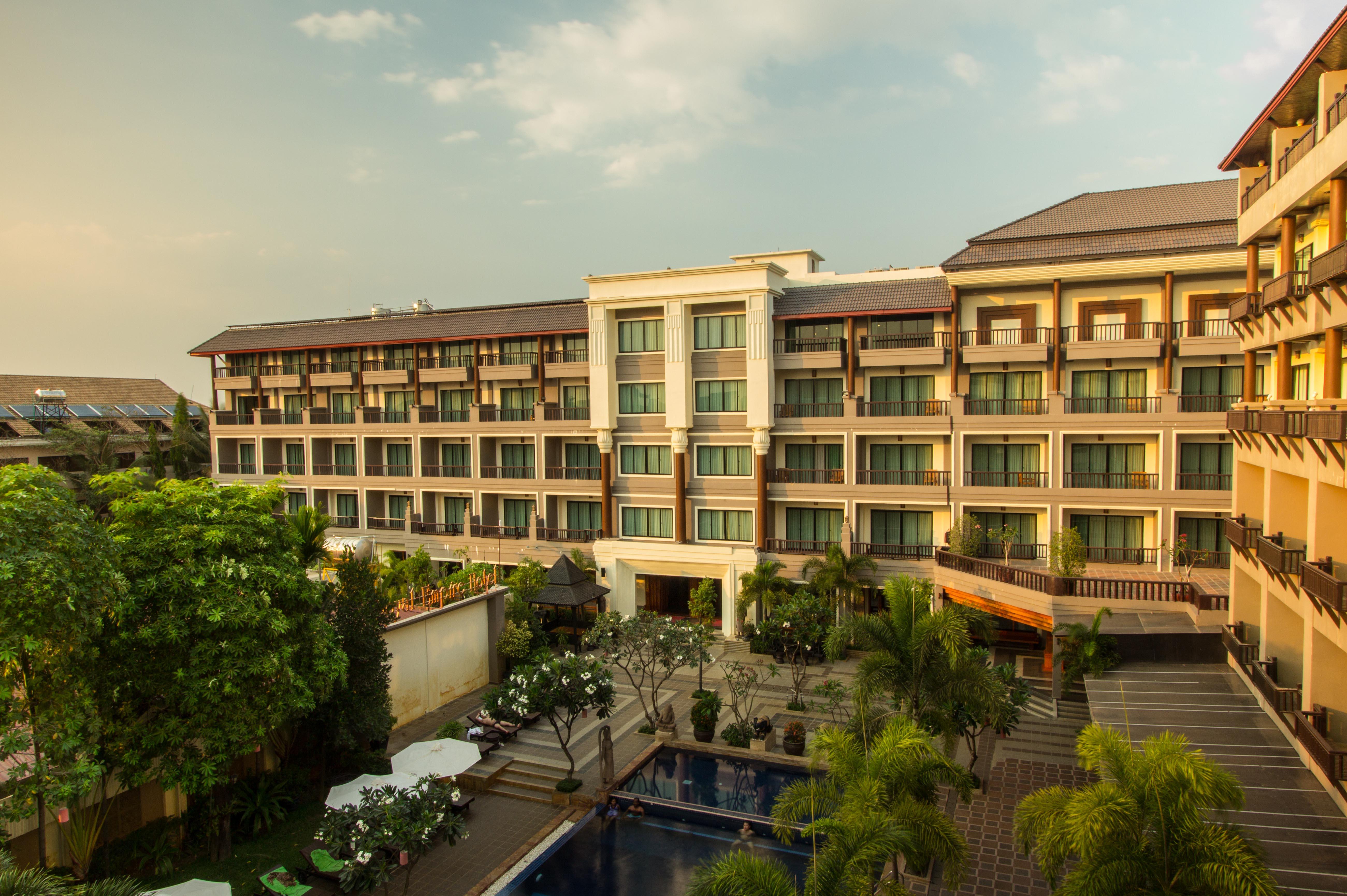 Royal Empire Hotel Сіємреап Екстер'єр фото